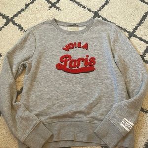 Scotch and Soda gray sweater. Viola Paris